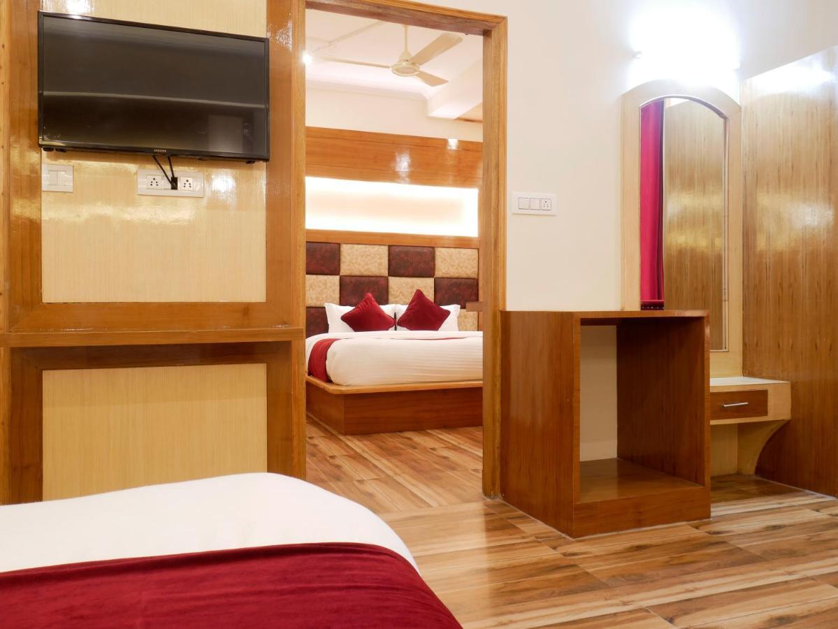 New Ambika International Mall Road Hotel Manāli Eksteriør billede