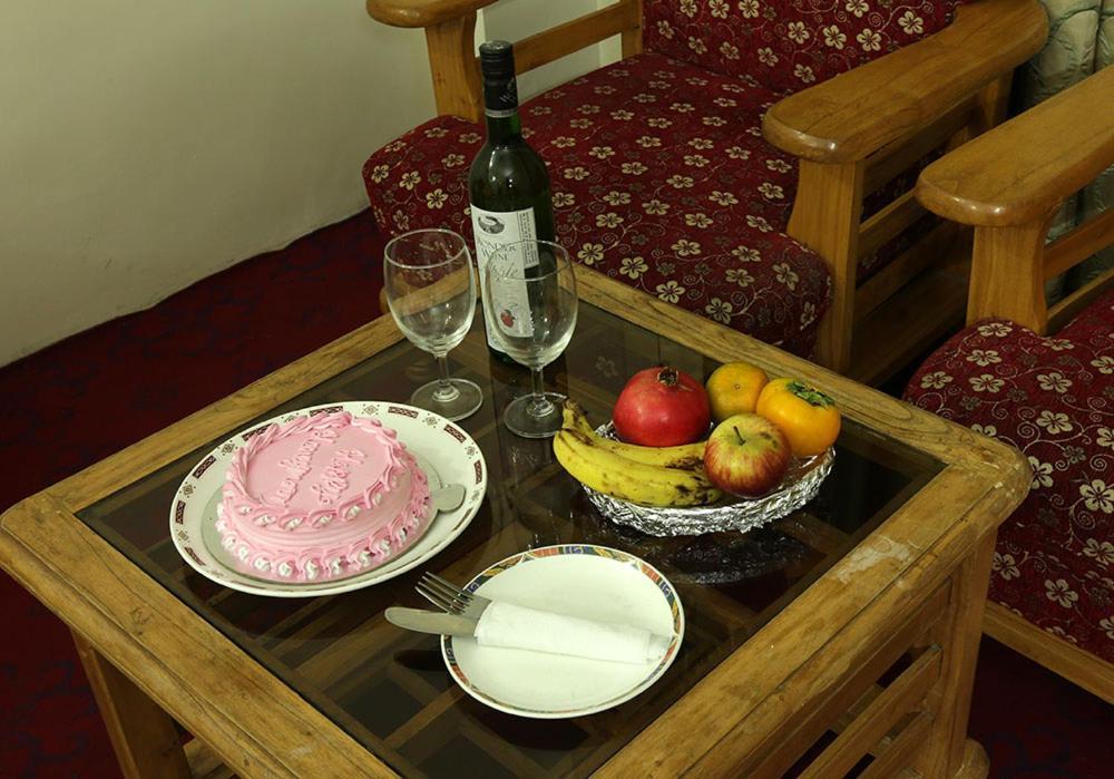 New Ambika International Mall Road Hotel Manāli Eksteriør billede